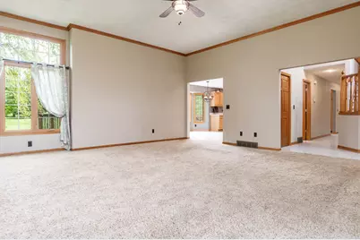 12317 Dunham Drive, Roscoe, IL 61073 - Photo 9