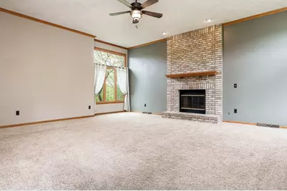 12317 Dunham Drive, Roscoe, IL 61073 - Photo 7