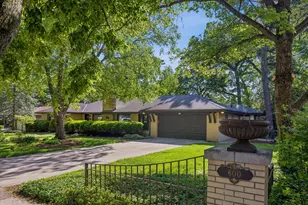 600 Midway Park Ave, Glen Ellyn, IL 60137 - Photo 1