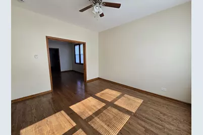 10653 S Mackinaw Avenue, Chicago, IL 60617 - Photo 3