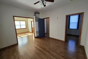 10653 S Mackinaw Ave, Chicago, IL 60617 - Photo 5