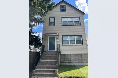 10653 S Mackinaw Avenue, Chicago, IL 60617 - Photo 1