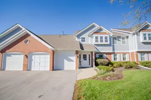 224 Westminster Ct, Schaumburg, IL 60193 - Photo 1
