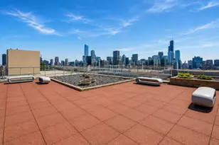 500 W Superior St, Chicago, IL 60654 - Photo 13