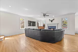 21428 W Cres Dr, Mundelein, IL 60060 - Photo 7