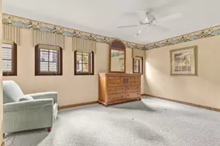 329 S Fairfield Ave, Lombard, IL 60148 - Photo 15
