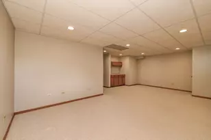 2030 Peterson Pl, Batavia, IL 60510 - Photo 19