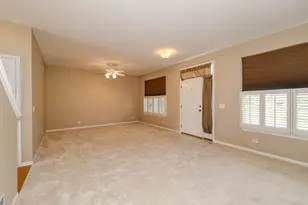 2030 Peterson Pl, Batavia, IL 60510 - Photo 5