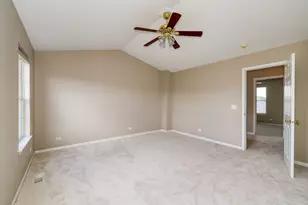 2030 Peterson Pl, Batavia, IL 60510 - Photo 13