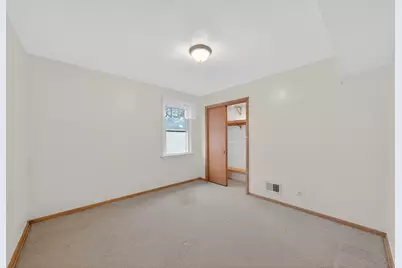 5438 W Melrose Street, Chicago, IL 60641 - Photo 21