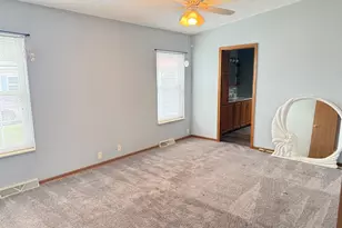 71 Begonia Dr, Matteson, IL 60443 - Photo 5