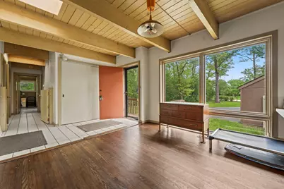 431 S Saint Marys Road, Libertyville, IL 60048 - Photo 3
