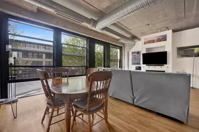 1000 W 15th Street #232, Chicago, IL 60608 - Photo 9