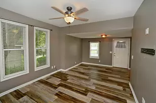 125 Prairie St, Ottawa, IL 61350 - Photo 3