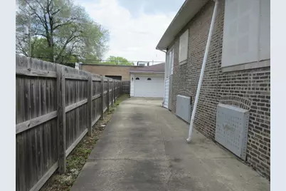 8347 S Green Street, Chicago, IL 60620 - Photo 3