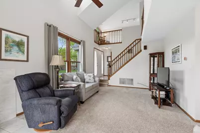 1505 Barrymore Drive #24-3, Darien, IL 60561 - Photo 3