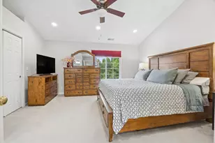 66 Cherbourg Ct, Wheeling, IL 60090 - Photo 13
