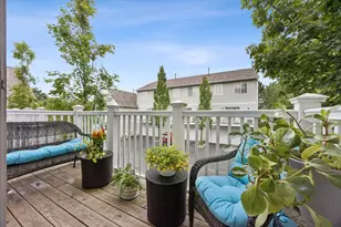 66 Cherbourg Ct, Wheeling, IL 60090 - Photo 25