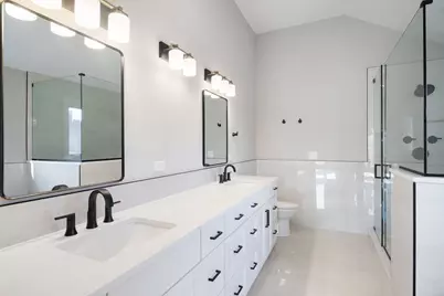 5054 N Claremont Avenue, Chicago, IL 60625 - Photo 23
