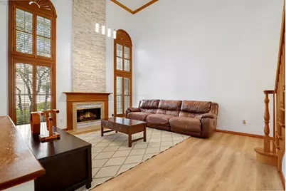 559 Bradbury Lane, Geneva, IL 60134 - Photo 3