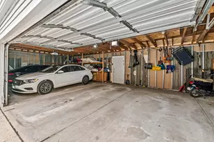 615 N Noble St, Chicago, IL 60642 - Photo 15