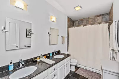615 N Noble Street #2S, Chicago, IL 60642 - Photo 11