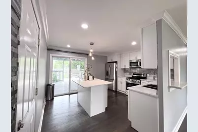 611 Nelson Avenue, Romeoville, IL 60446 - Photo 9