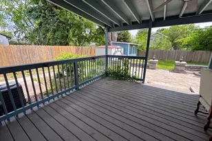 611 Nelson Ave, Romeoville, IL 60446 - Photo 21