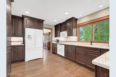 17534 W Windhaven Court, Grayslake, IL 60030 - Photo 11