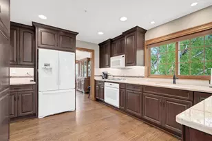 17534 W Windhaven Ct, Grayslake, IL 60030 - Photo 11