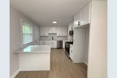 17002 Central Park Avenue, Hazel Crest, IL 60429 - Photo 5