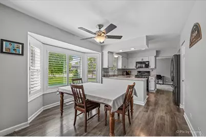658 Wainsford Drive, Hoffman Estates, IL 60169 - Photo 15
