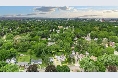 711 S 4th Street, Dekalb, IL 60115 - Photo 5