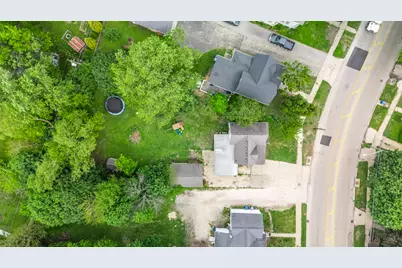 711 S 4th Street, Dekalb, IL 60115 - Photo 35