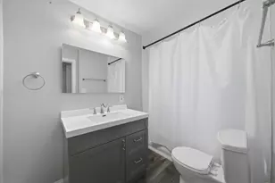 1318 N Jackson St, Waukegan, IL 60085 - Photo 25