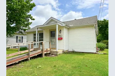 107 S 3rd Avenue, Streator, IL 61364 - Photo 1
