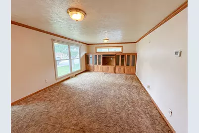 107 S 3rd Avenue, Streator, IL 61364 - Photo 3