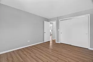 36 S Kensington Ave, La Grange, IL 60525 - Photo 13