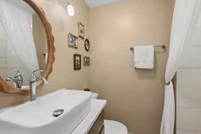 4250 N Marine Drive #435, Chicago, IL 60613 - Photo 11