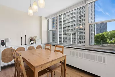 4250 N Marine Drive #435, Chicago, IL 60613 - Photo 5