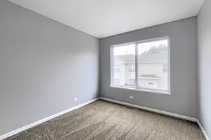 34290 N Barberry Rd, Round Lake Beach, IL 60073 - Photo 25