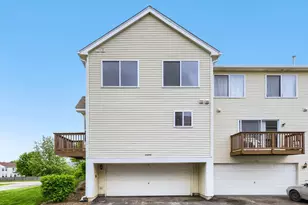 34290 N Barberry Rd, Round Lake Beach, IL 60073 - Photo 5