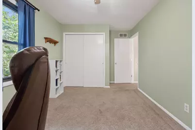 2910 Wellington Way, Bloomington, IL 61704 - Photo 17
