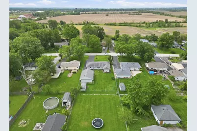 804 W Kent Avenue, Crete, IL 60417 - Photo 3