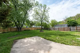 2932 Bethel Blvd, Zion, IL 60099 - Photo 31