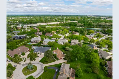 306 Woodview Court, Oak Brook, IL 60523 - Photo 23