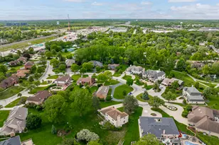 306 Woodview Ct, Oak Brook, IL 60523 - Photo 7
