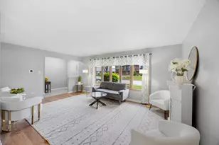 10935 Colorado Ct, Orland Park, IL 60467 - Photo 5