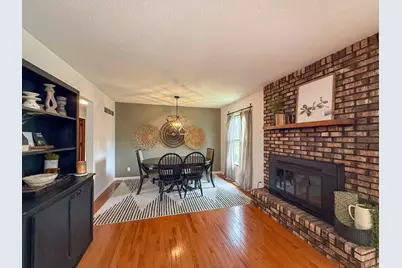 150 S Hickory Lane, Oregon, IL 61061 - Photo 5