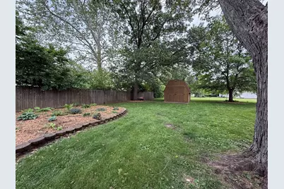 1048 Warren Street, Henry, IL 61537 - Photo 7